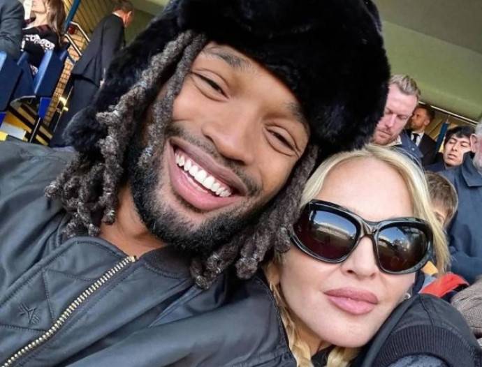 Звезды шоу бизнеса