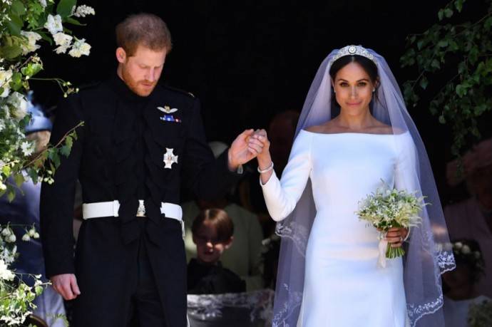 Королевская семья проигнорировала годовщину свадьбы Меган Маркл и принца Гарри