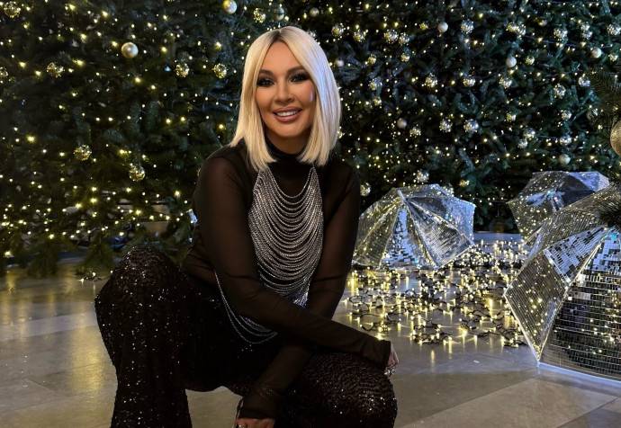 Лера Кудрявцева увеличила грудь и стала брюнеткой