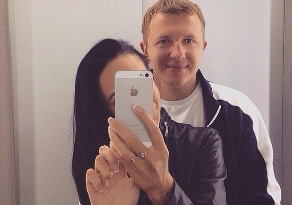 Илья Яббаров встречается с замужней девушкой 