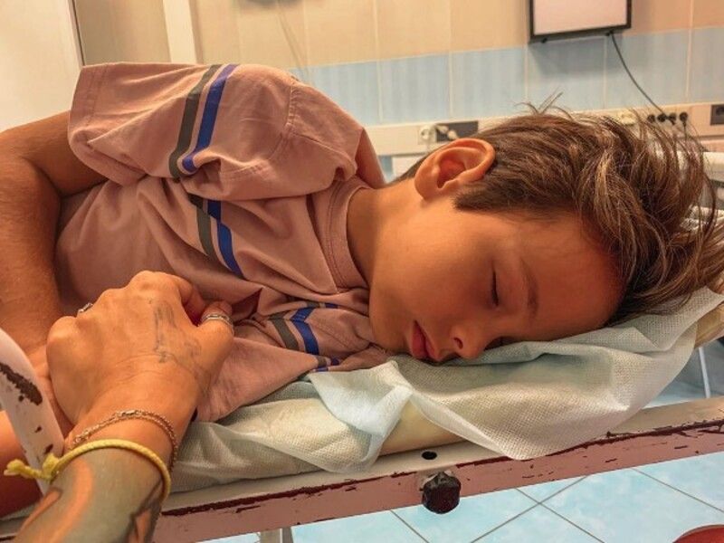 Девятилетний сын Гуфа и Айзы Сэм попал в больницу 2019 rsz800x800_b179d97418be346a6bb09a547d164fcb.jpeg