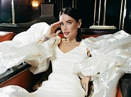 Айза снова вышла замуж 