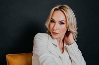 Автор хитов Димы Билана и Ани Лорак Дарья Кузнецова отмечает день рождения