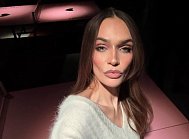 Алена Водонаева уменьшила себе грудь. Снова