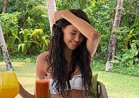 Анастасия Решетова похвасталась внушительным колечком и намекнула на скорое замужество