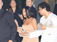 На вечере Academy Museum Gala Ким Кардашьян можно было бы заменить менекеном, но она пришла сама