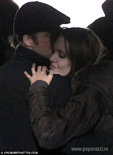 Анджелина Джоли и Брэд Питт устроили медовый месяц в Венгрии