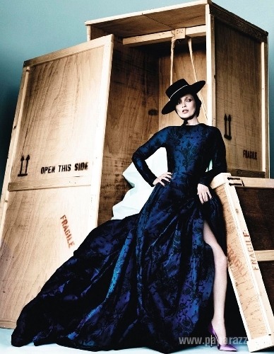 Кейт Мосс разделась для испанского Vogue