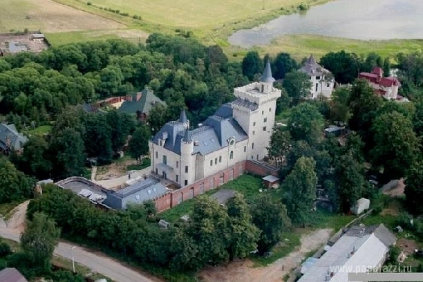 Замок Пугачевой и Галкина обходится в круглую сумму