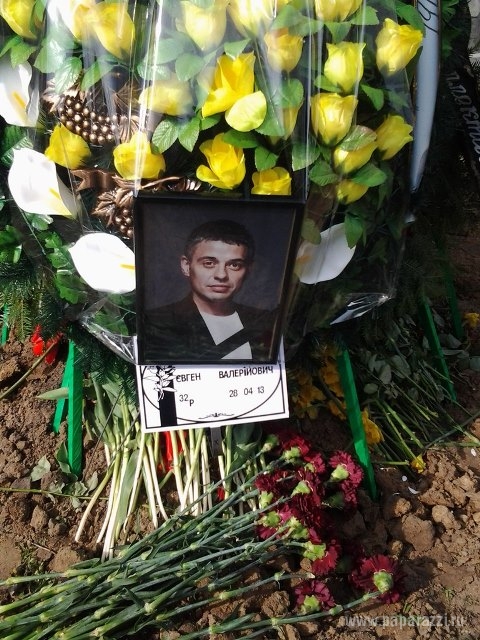 В Киеве прошли похороны продюсера Евгения Огира
