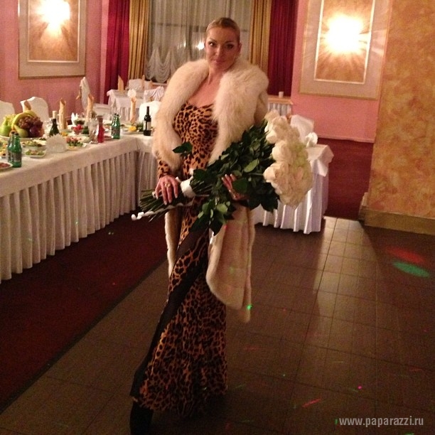 Анастасия Волочкова решила вступить в новый год с новым имиджем