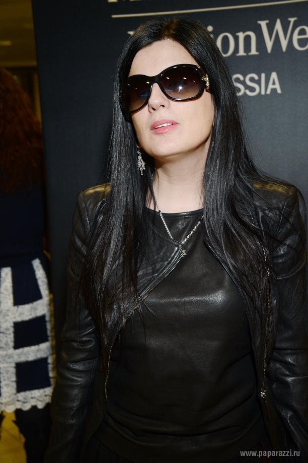 Диана Гурцкая впервые сняла черные очки: фото