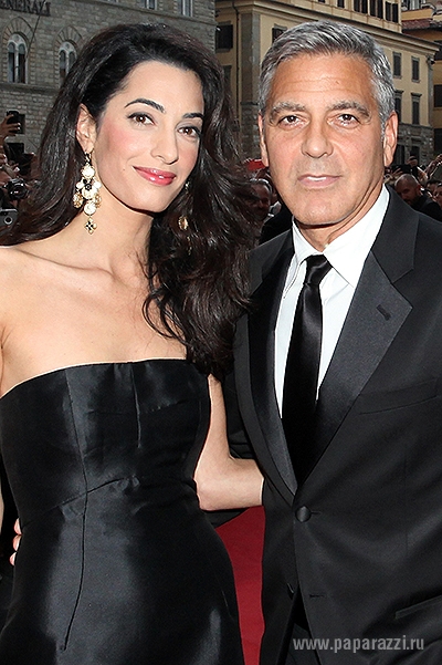 Джордж Клуни впервые вышел в свет со своей невестой