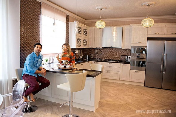 Юлия Ковальчук и Алексей Чумаков впервые показали фото нового дома 