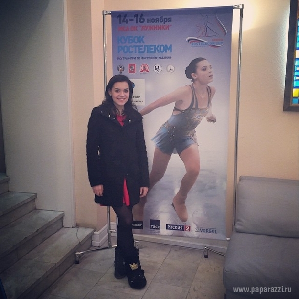 Аделина Сотникова не сняла гипс, но вернулась на лед