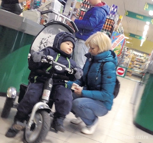 В сети впервые появились фото сына Марины Александровой 