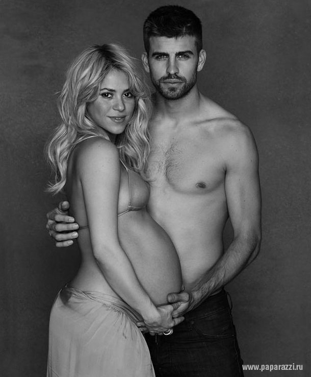 Шакира впервые показала фото новорожденного сына 