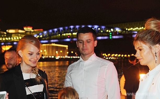 Светлана Ходченкова пришла на вечеринку ММКФ с будущим мужем