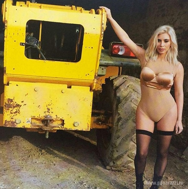Ким Кардашян - блондинка в грязи и чулках для System Magazine