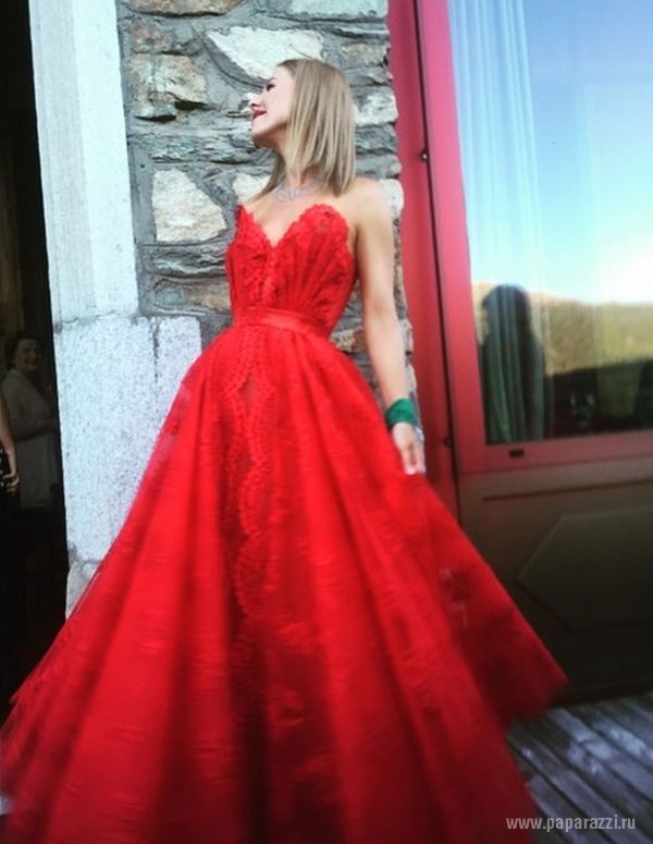 Ксения собчак в красном платье