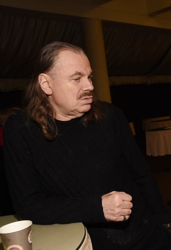 Владимир Пресняков - старший пришел на концерт в протертом свитере