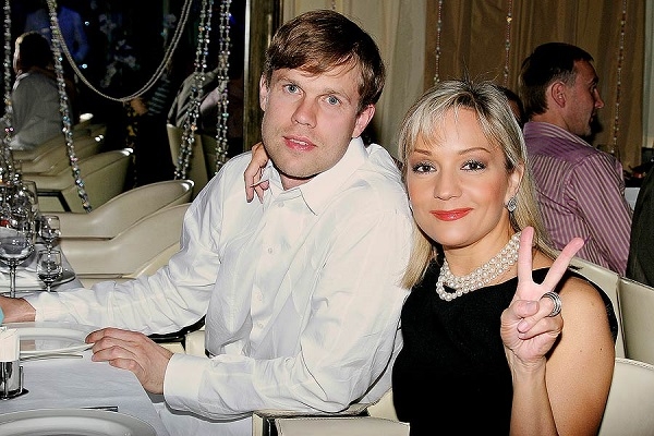 Татьяна Буланова пожалела, что её муж Владислав Радимов не гей