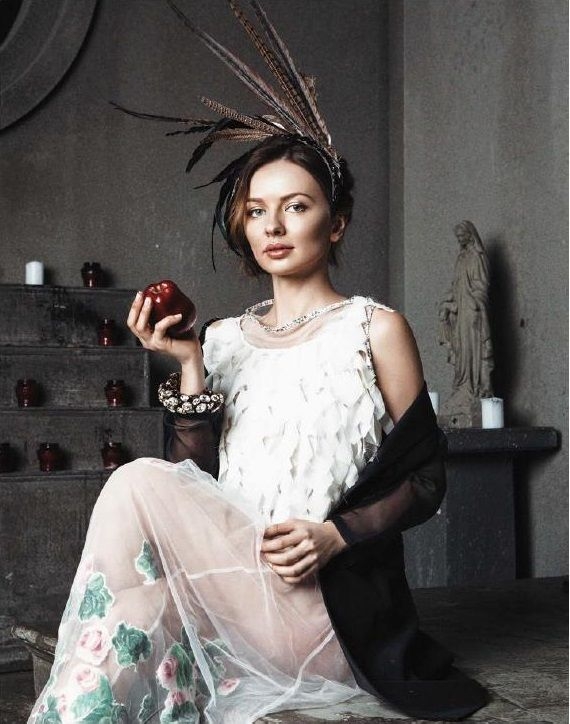 Юная модель Елена Болдырева украсила обложку весеннего Cabinet de l'ART