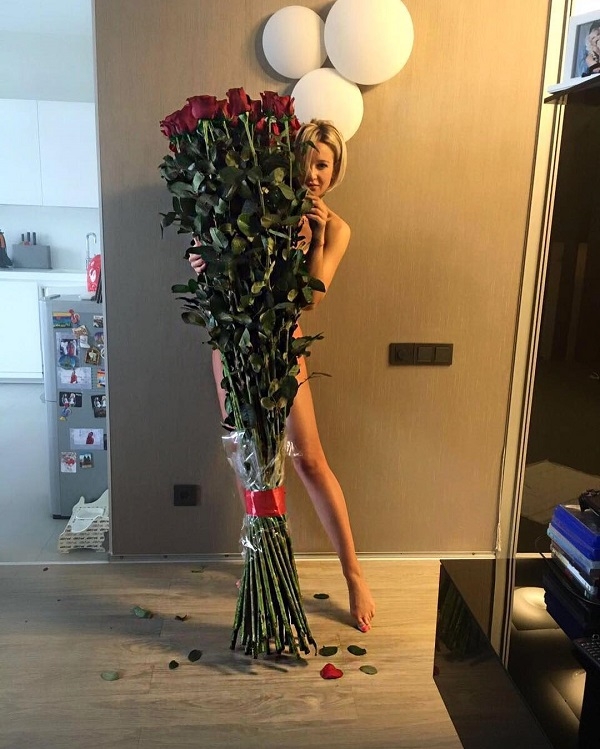 Ольга Бузова опубликовала сексуальное фото в ванной 