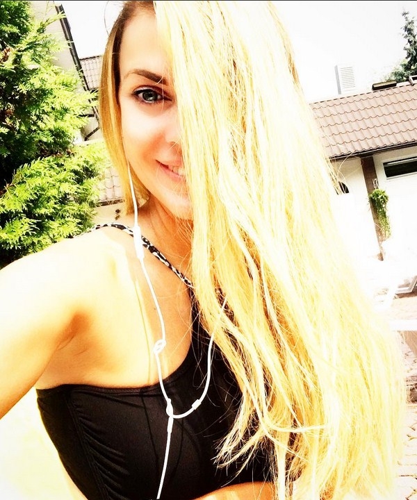 Таня Терешина опубликовала откровенные снимки своей груди