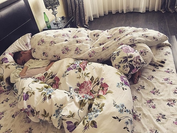 Ксения Бородина и Курбан Омаров действительно помирились: супруги проснулись в одной постели 
