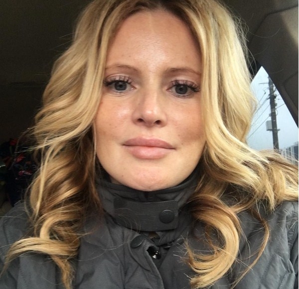 Дана Борисова изумила подписчиков фото без макияжа