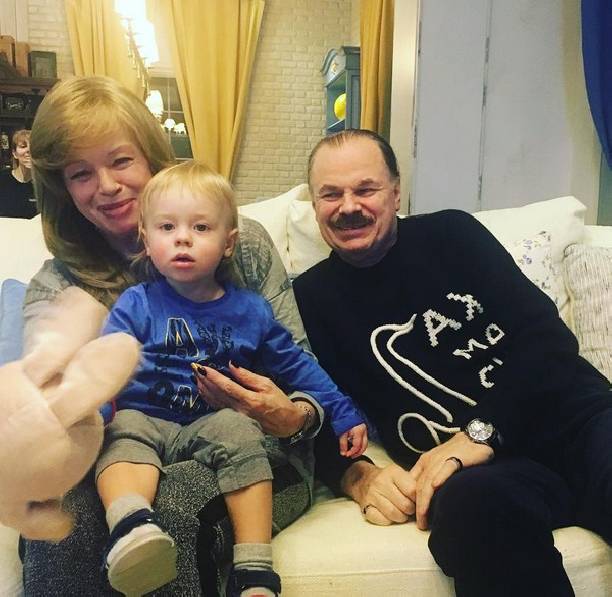 Наталья Подольская поделилась забавным видео с сыном
