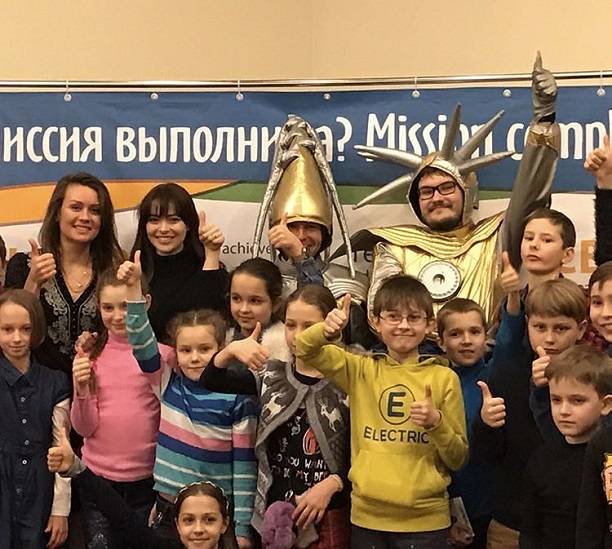 Марина Александрова отправила детей на реабилитацию