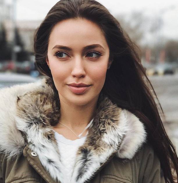 Анастасия Костенко согласилась с тем, что она симпатичнее Ольги Бузовой