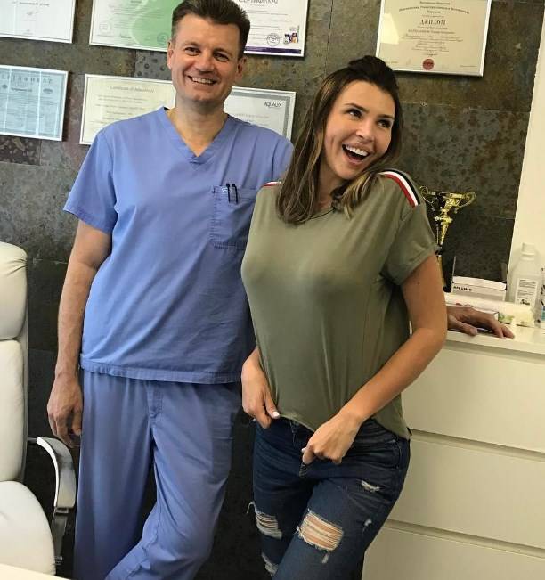 Элла Суханова впервые после операции показала соски
