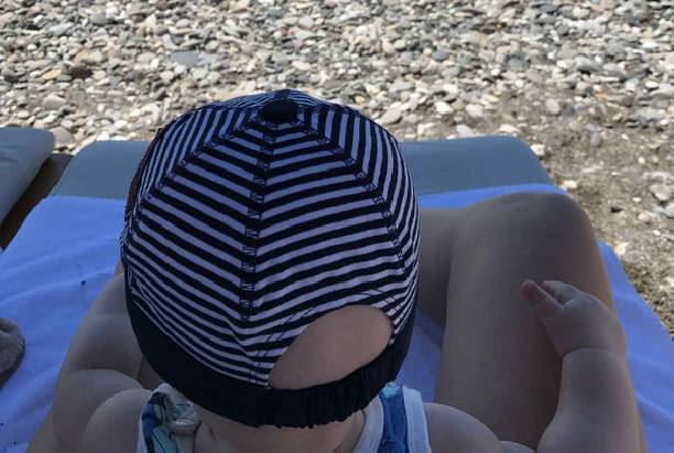 Ксения Собчак разместила милое фото сына на пляже