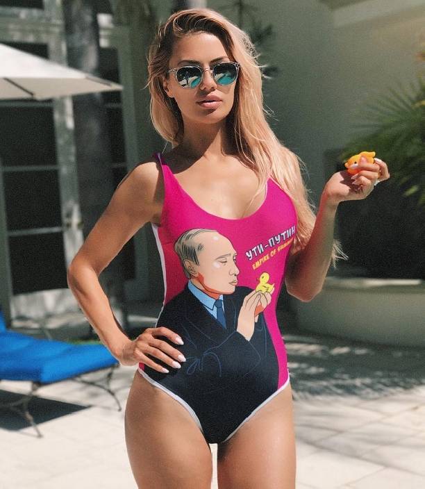 Викторию Боню грозятся убить за купальник с изображением Владимира Путина