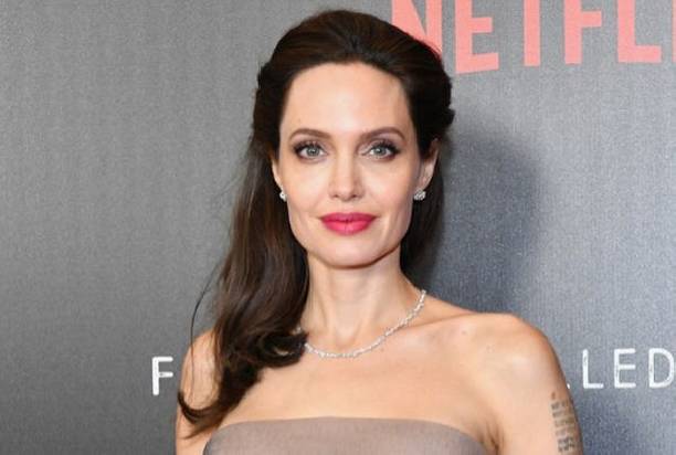 Анджелину Джоли разозлил вопрос о разводе с Брэдом Питтом