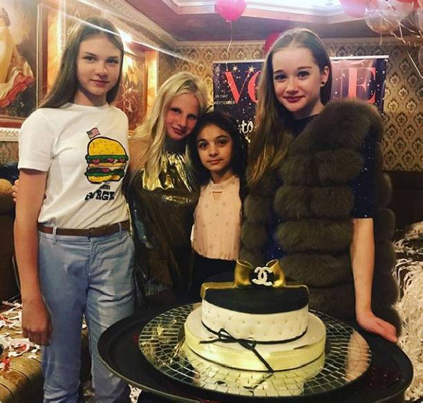 Юлия Волкова устроила дочери шикарный день рождения