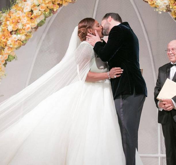 Серена Уильямс поделилась свадебными фотографиями