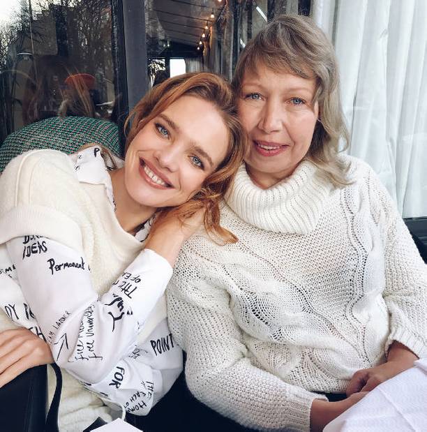 Наталья Водянова восхитила совместными снимками с мамой