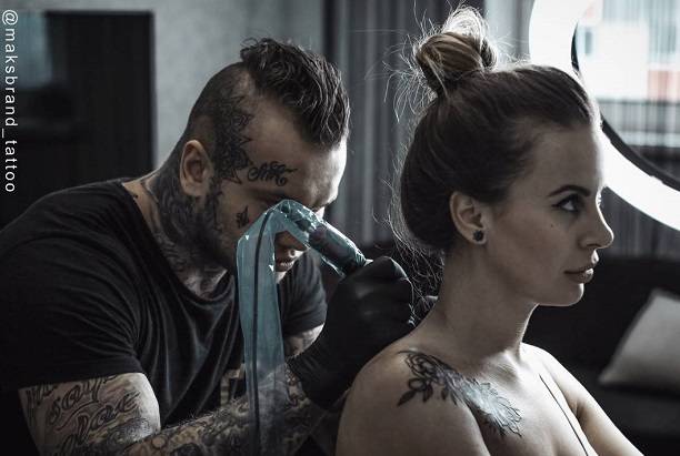 Ольга Ветер набила очередную татуировку