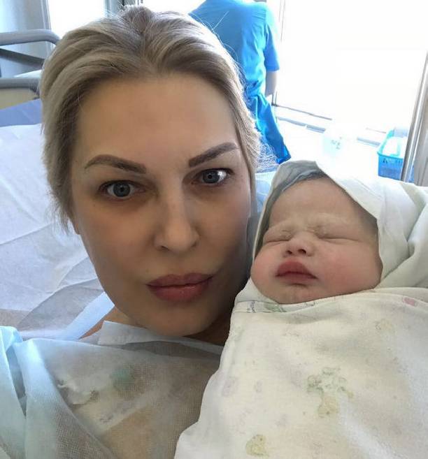 Елена Ясевич, рожая второго ребенка, едва не умерла
