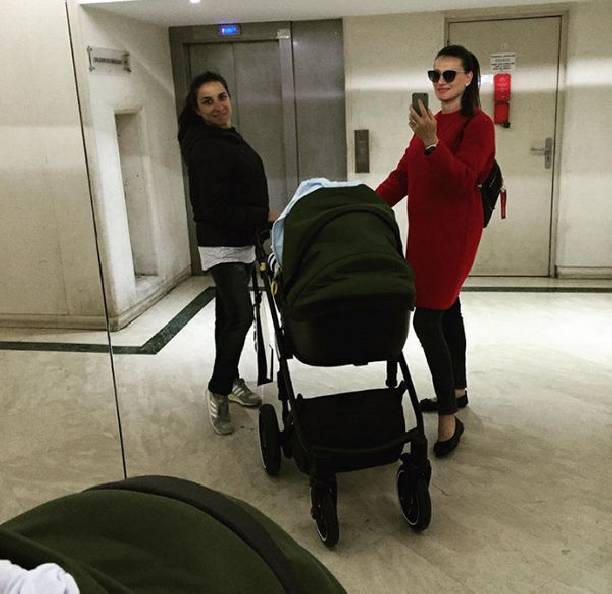 Елена Исинбаева опубликовала первое фото своего сына