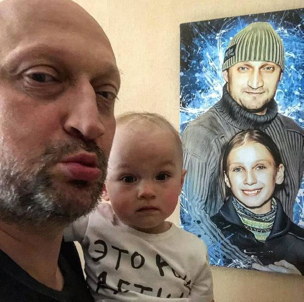 Гоша Куценко поделился редким снимком младшей дочки