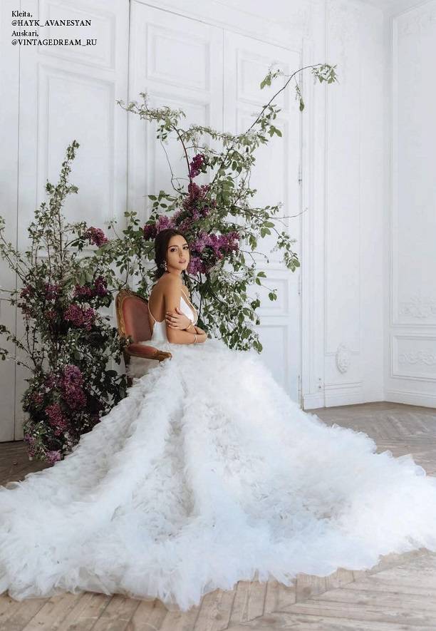 Красавица Алена Ванни появилась на обложке L’Officiel Wedding