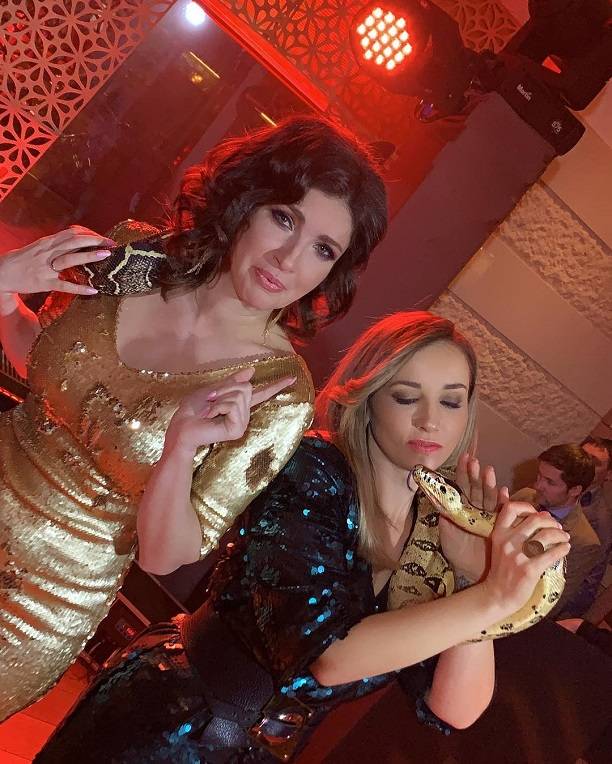 Видео пьяных танцев Анастасии Макеевой и Анфисы Чеховой разлетелось по сети
