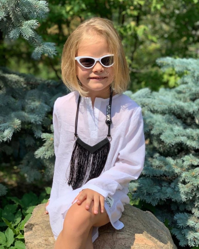 Дочь Тимати и Алены Шишковой Алиса начала карьеру модели