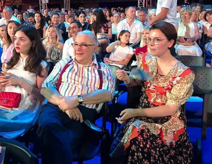 "Пришла домой, а муж с любовницей": Елена Степаненко не жалеет о разводе с Петросяном