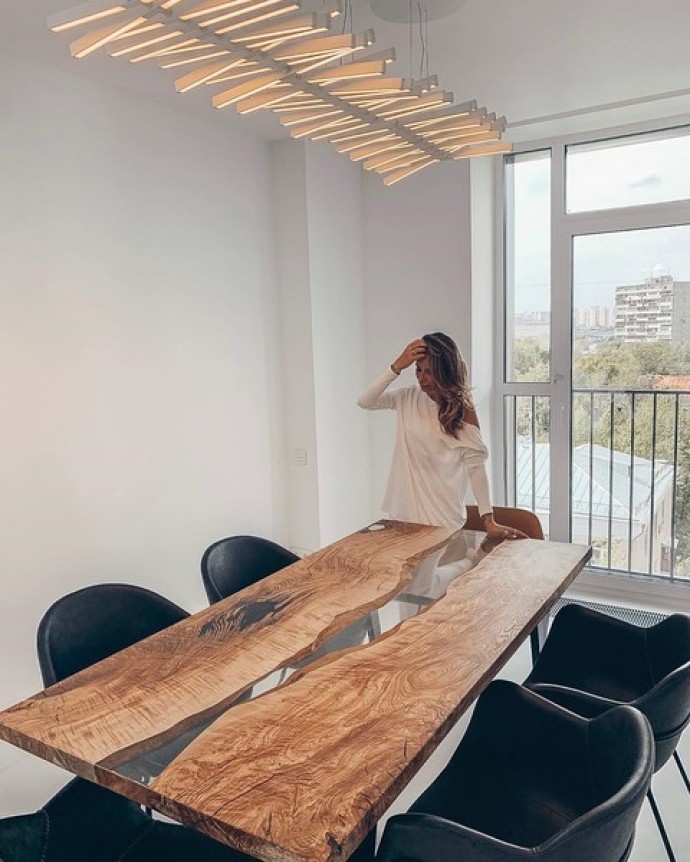 Айза Анохина продает свою роскошную квартиру